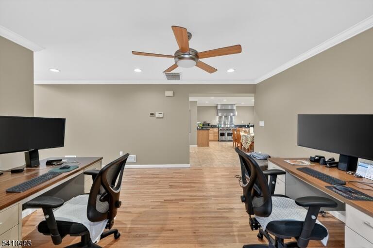 Property listing MLS 4016756 photo 9