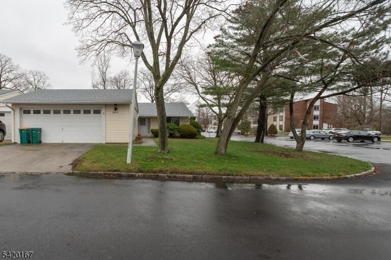 Property listing MLS 4017147 photo 2