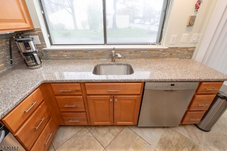 Property listing MLS 4017147 photo 20