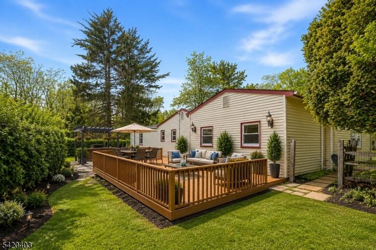 Property listing MLS 4017356 photo 27