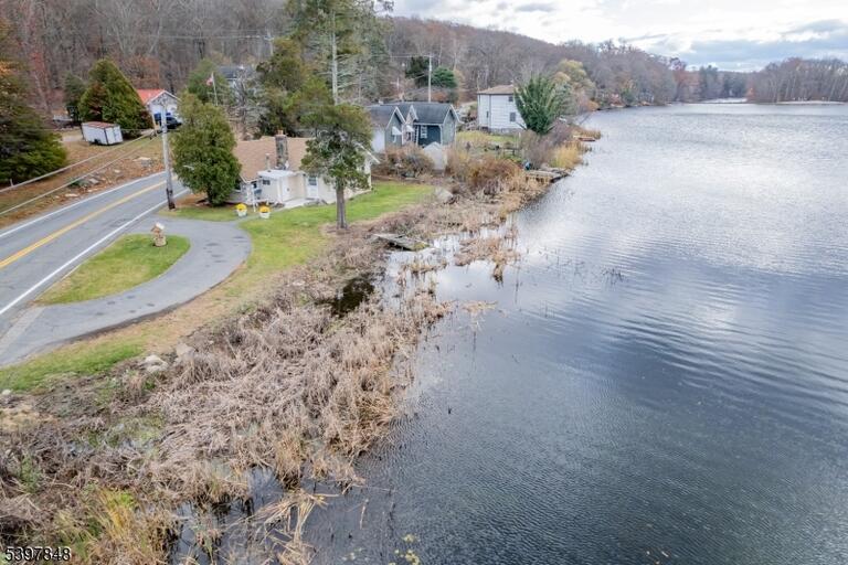 Property listing MLS 4017820 photo 36