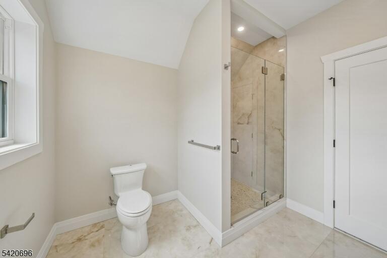 image-4018275-33.jpeg