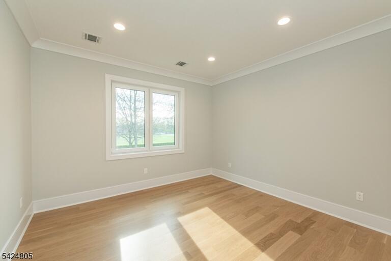 Property listing MLS 4021308 photo 30