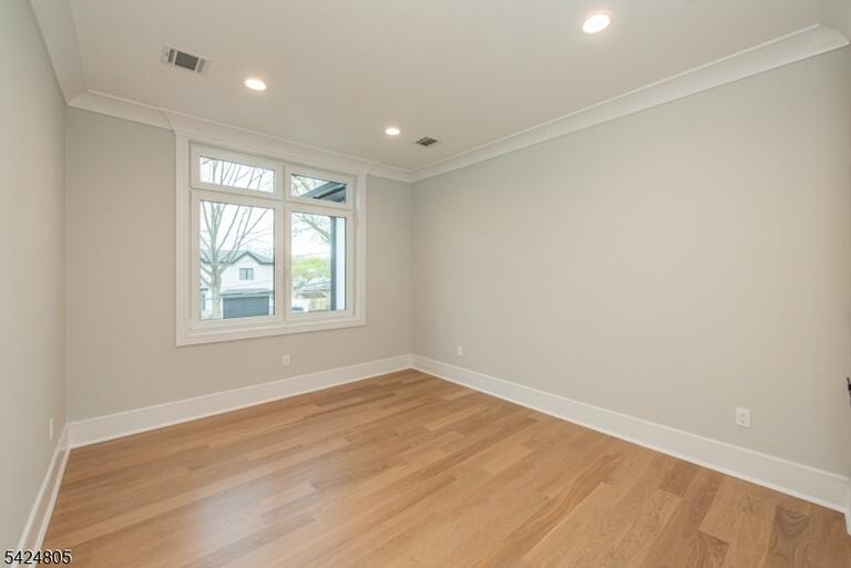 Property listing MLS 4021308 photo 32