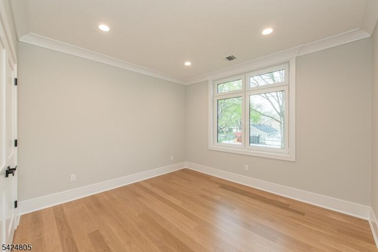 Property listing MLS 4021308 photo 34