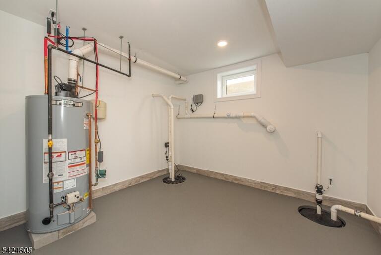 Property listing MLS 4021308 photo 41