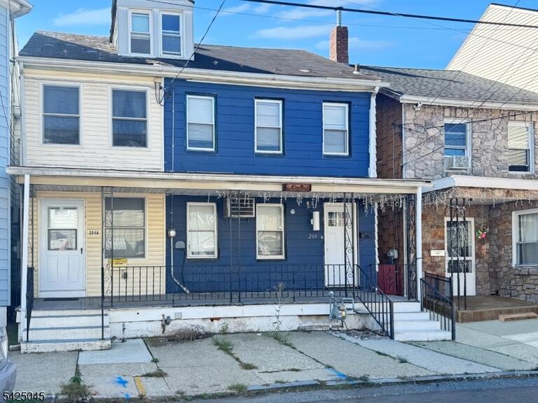 Property listing MLS 4021375 photo 1