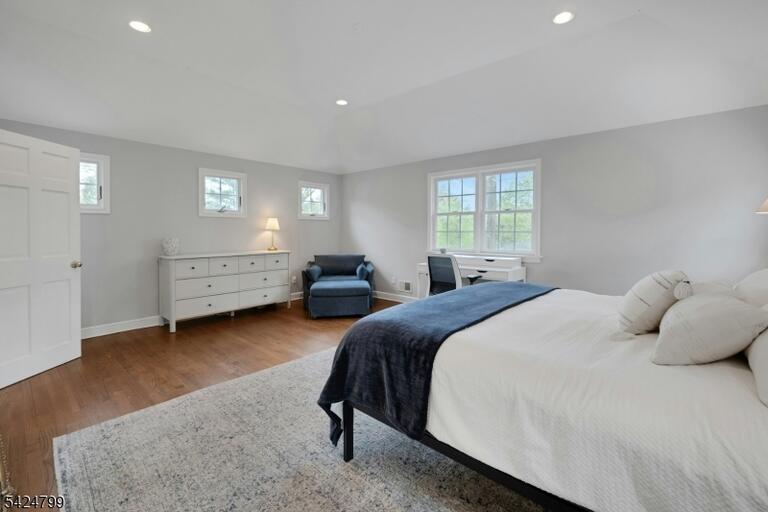 image-4022447-23.jpeg