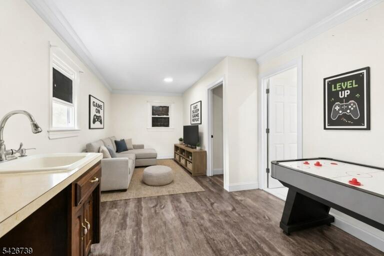 image-4022950-16.jpeg