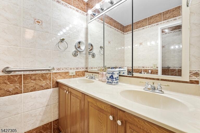 Property listing MLS 4023409 photo 20