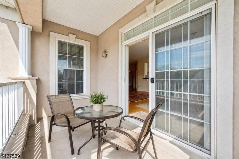 Property listing MLS 4023608 photo 10