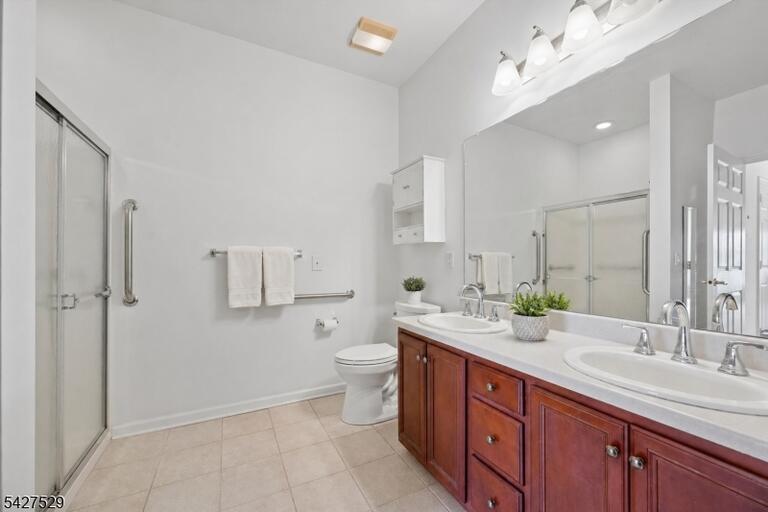 Property listing MLS 4023608 photo 19