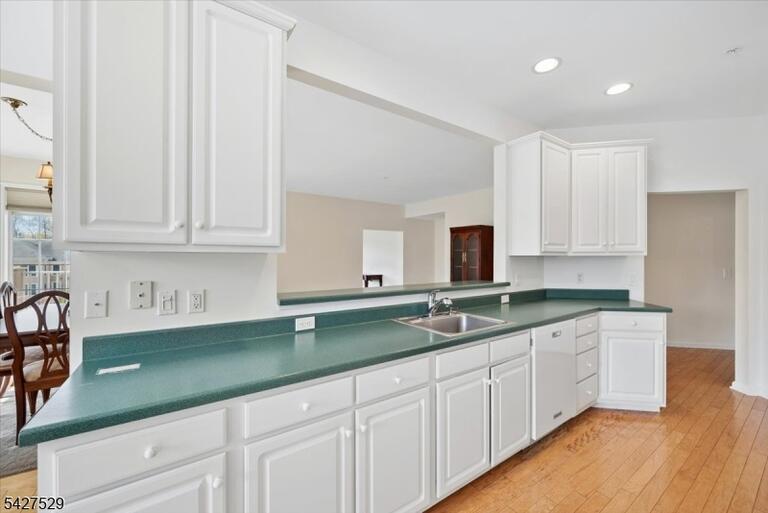 Property listing MLS 4023608 photo 4