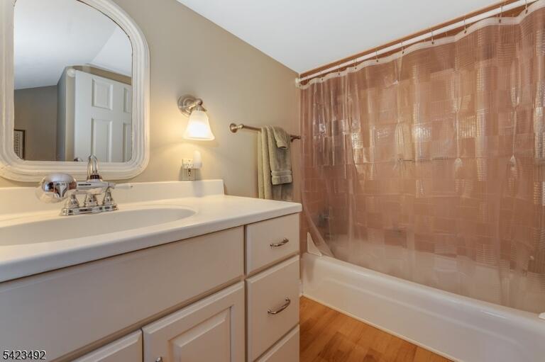Property listing MLS 4024395 photo 25