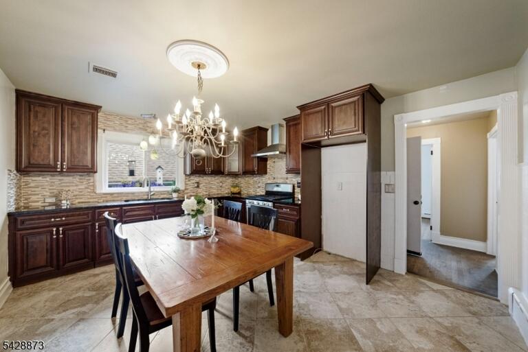 Property listing MLS 4024954 photo 12