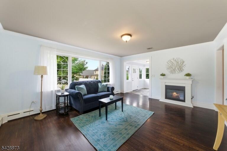 Property listing MLS 4024954 photo 5