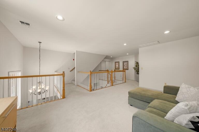 Property listing MLS 4025820 photo 16