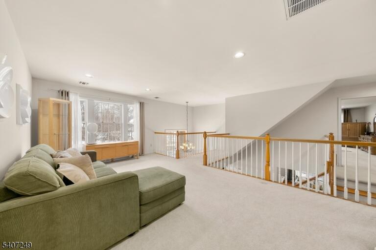 Property listing MLS 4025820 photo 17