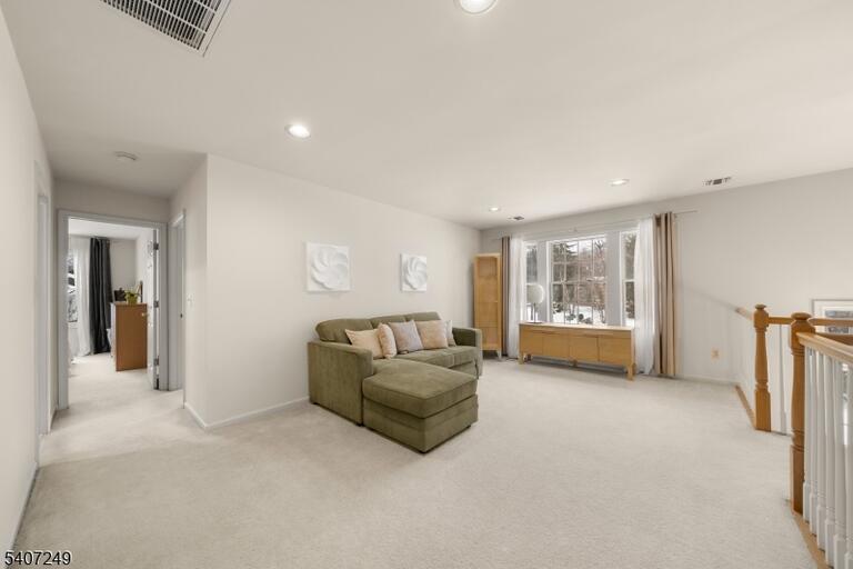 Property listing MLS 4025820 photo 18