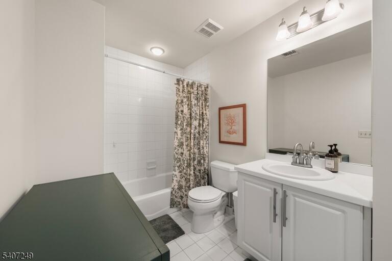Property listing MLS 4025820 photo 20