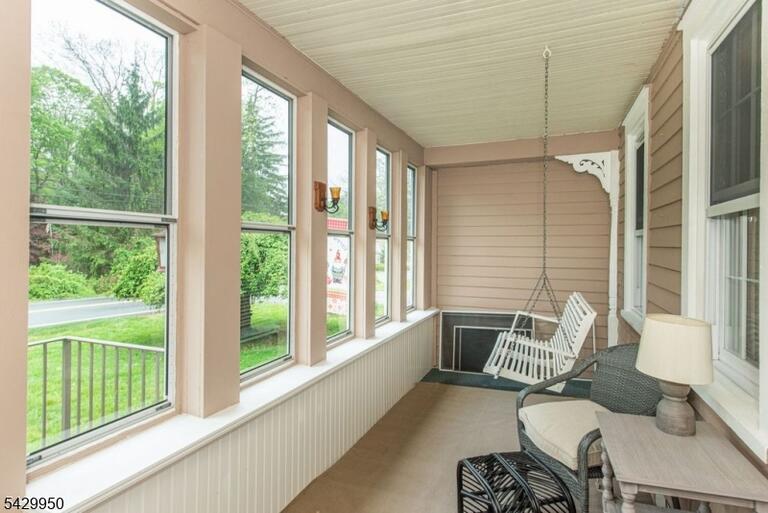 Property listing MLS 4025923 photo 4