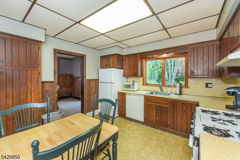 Property listing MLS 4025923 photo 5