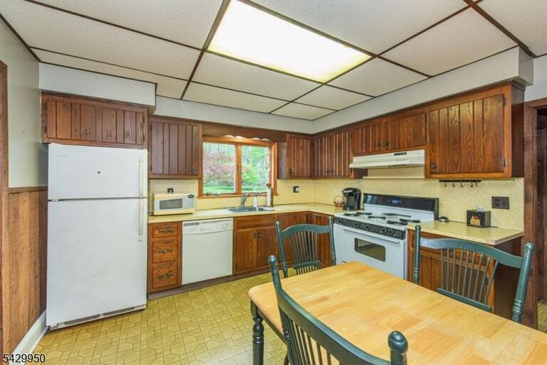 Property listing MLS 4025923 photo 6