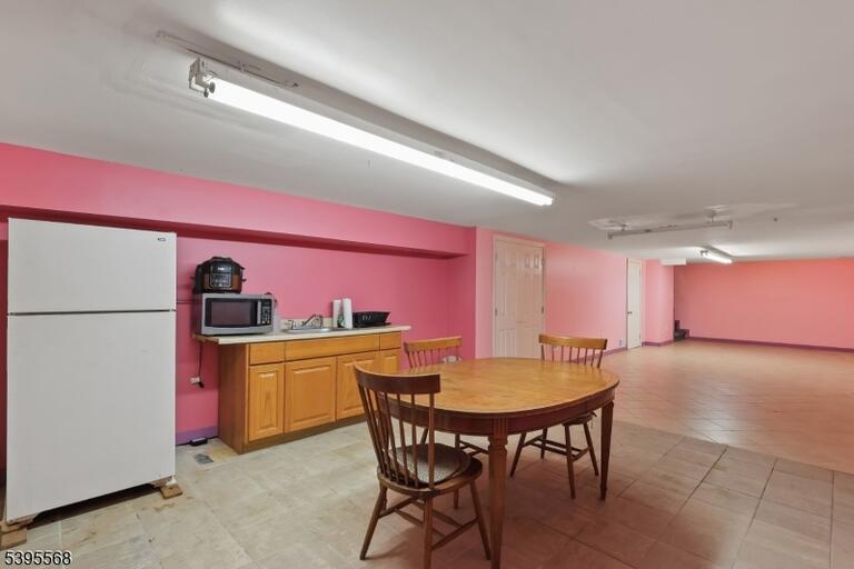 Property listing MLS 4026882 photo 29