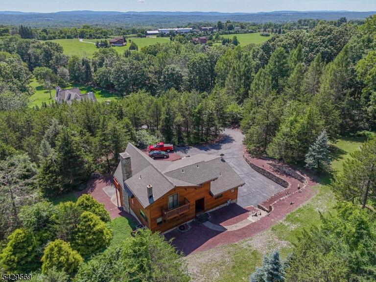 Property listing MLS 4027730 photo 15