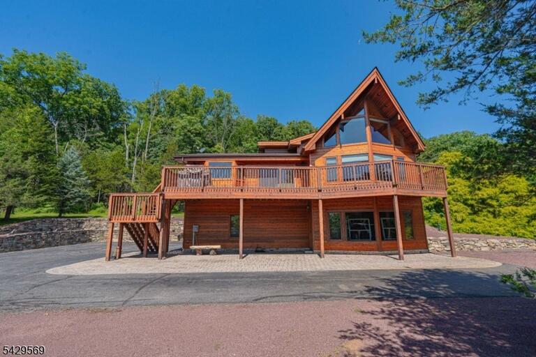 Property listing MLS 4027730 photo 3