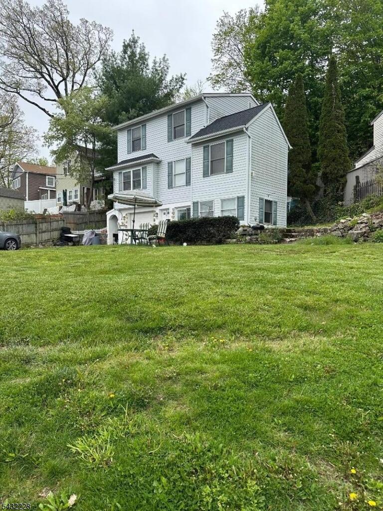 Property listing MLS 4028034 photo 1