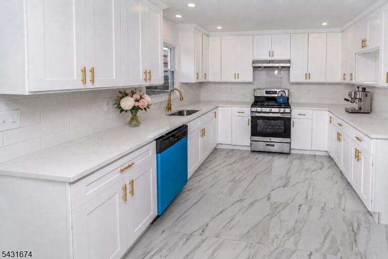 Property listing MLS 4028041 photo 13
