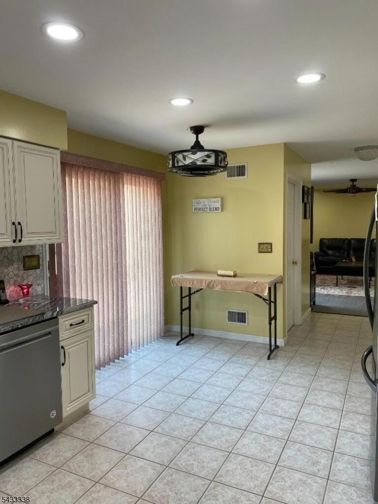 Property listing MLS 4028777 photo 5