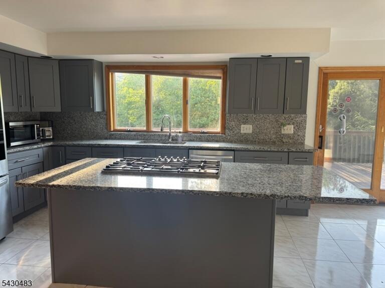 Property listing MLS 4029707 photo 14