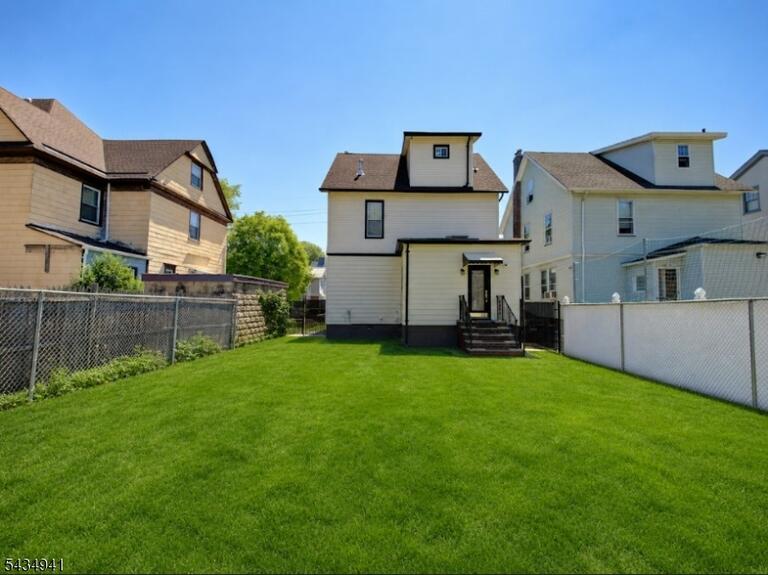 Property listing MLS 4030119 photo 33
