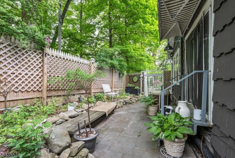Property listing MLS 4030720 photo 22