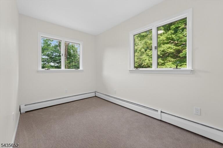 Property listing MLS 4030870 photo 28