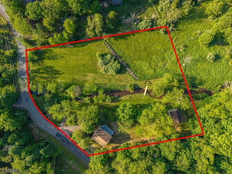 Property listing MLS 4030870 photo 3