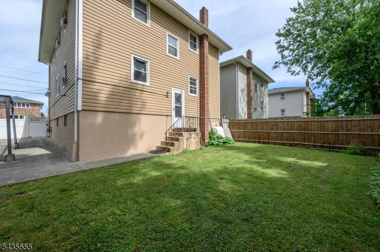 Property listing MLS 4030930 photo 27