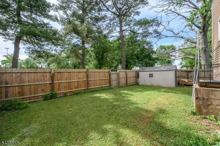 Property listing MLS 4030930 photo 29