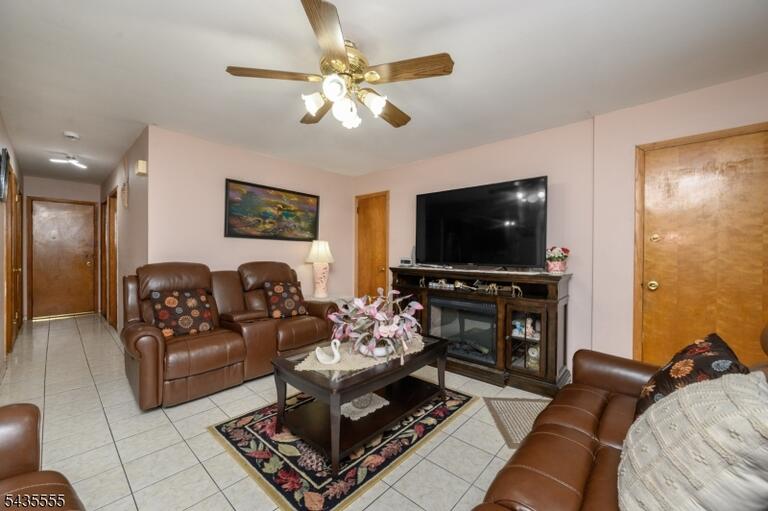 Property listing MLS 4030930 photo 6