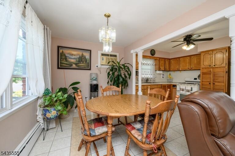 Property listing MLS 4030930 photo 7