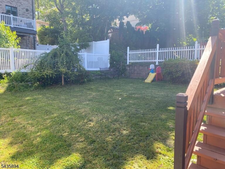 Property listing MLS 4031490 photo 19