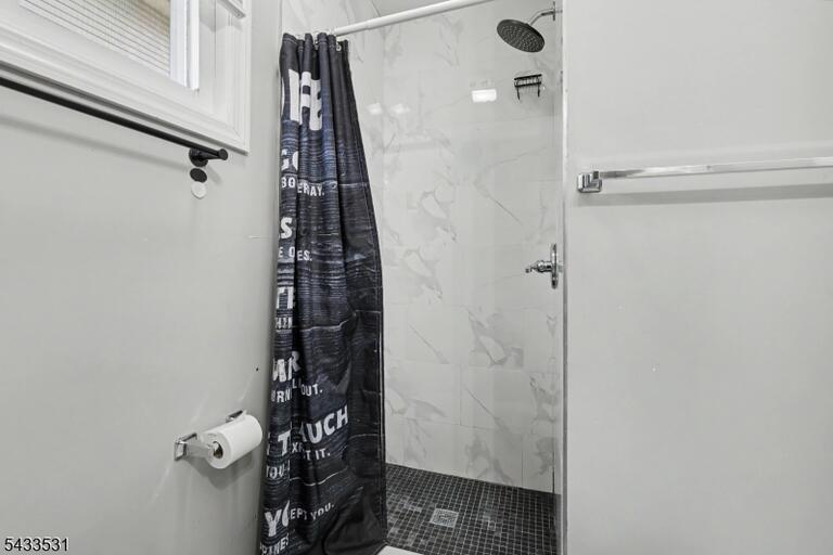 Property listing MLS 4031696 photo 26