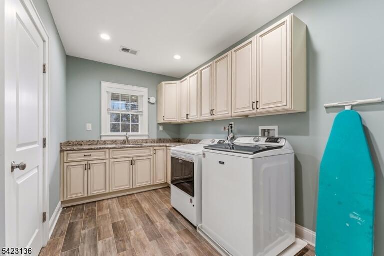 Property listing MLS 4031828 photo 37