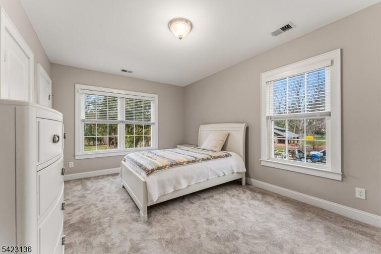 Property listing MLS 4031828 photo 39
