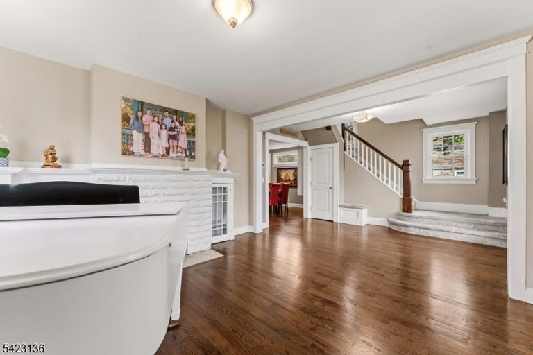 Property listing MLS 4031828 photo 8