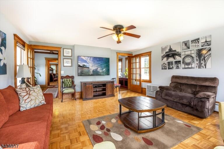 Property listing MLS 4031894 photo 10