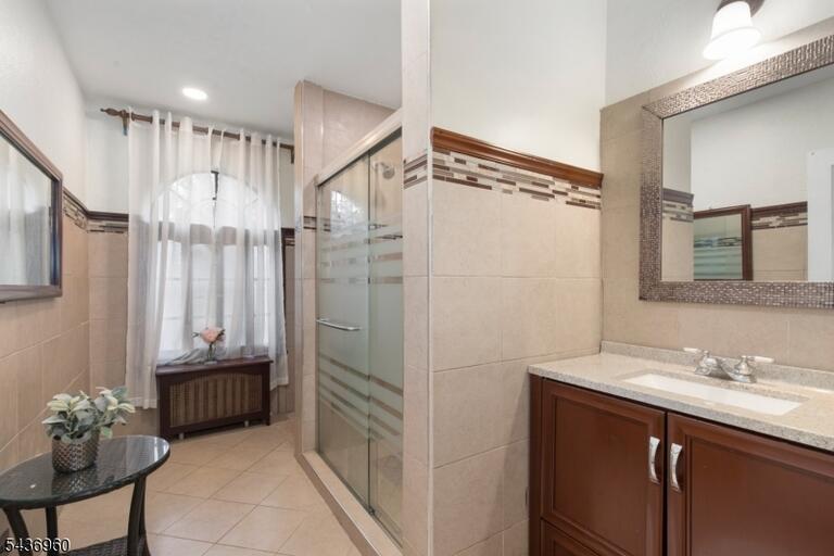 Property listing MLS 4032056 photo 12