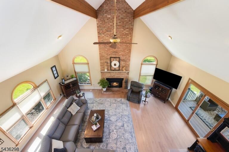 Property listing MLS 4032211 photo 19
